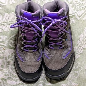 Hi-Tec Hiking Boots worn a few times. Slightly too small for me.